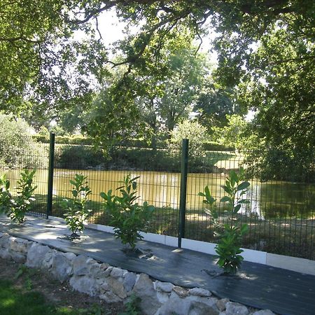 Le Petit Etang Bed & Breakfast La Trinite-Surzur Bagian luar foto